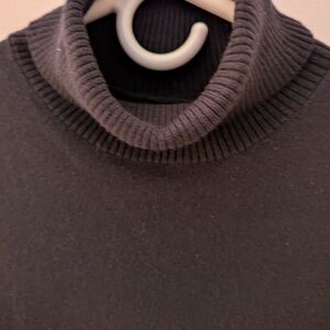 OLD NAVY Vintage Women's Black Sleeveless Turtleneck Sweater | Size L